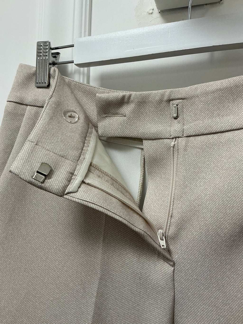 Pantaloni a zampetta